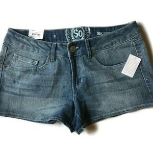 🍀🌸 SO Med Wash Shortie lowrise Shorts